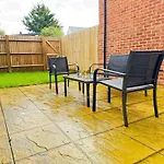 The Phantom Apartment Ideal For Jr Churchill Manor Nuffield Hospitals Oxford B University 2023 Built Sleeps 5 People Comfortably Very Modern 2 Rooms 3 Bathrooms 1 Minute Walk To John Radcliffe Hospital