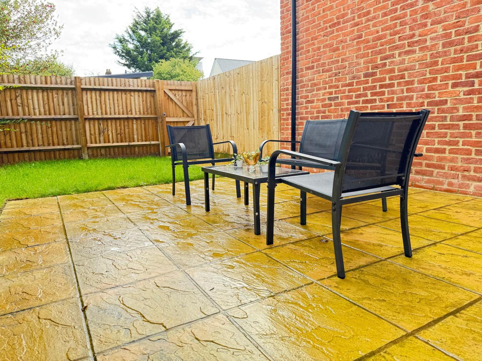 The Phantom Ideal For Jr Churchill Manor Nuffield Hospitals B 2023 Built Sleeps 5 People Comfortably Very Modern 2 3 Bathrooms 1 Minute Walk To John Radcliffe Hospital Apartamento Oxford
