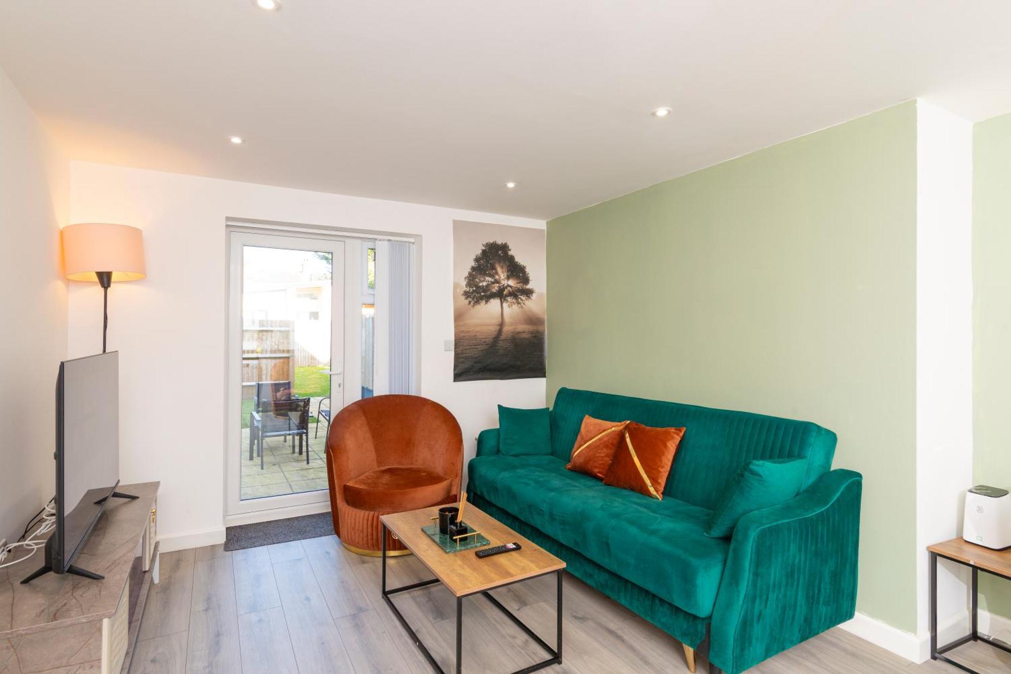 The Phantom Ideal For Jr Churchill Manor Nuffield Hospitals B 2023 Built Sleeps 5 People Comfortably Very Modern 2 3 Bathrooms 1 Minute Walk To John Radcliffe Hospital Apartamento *
